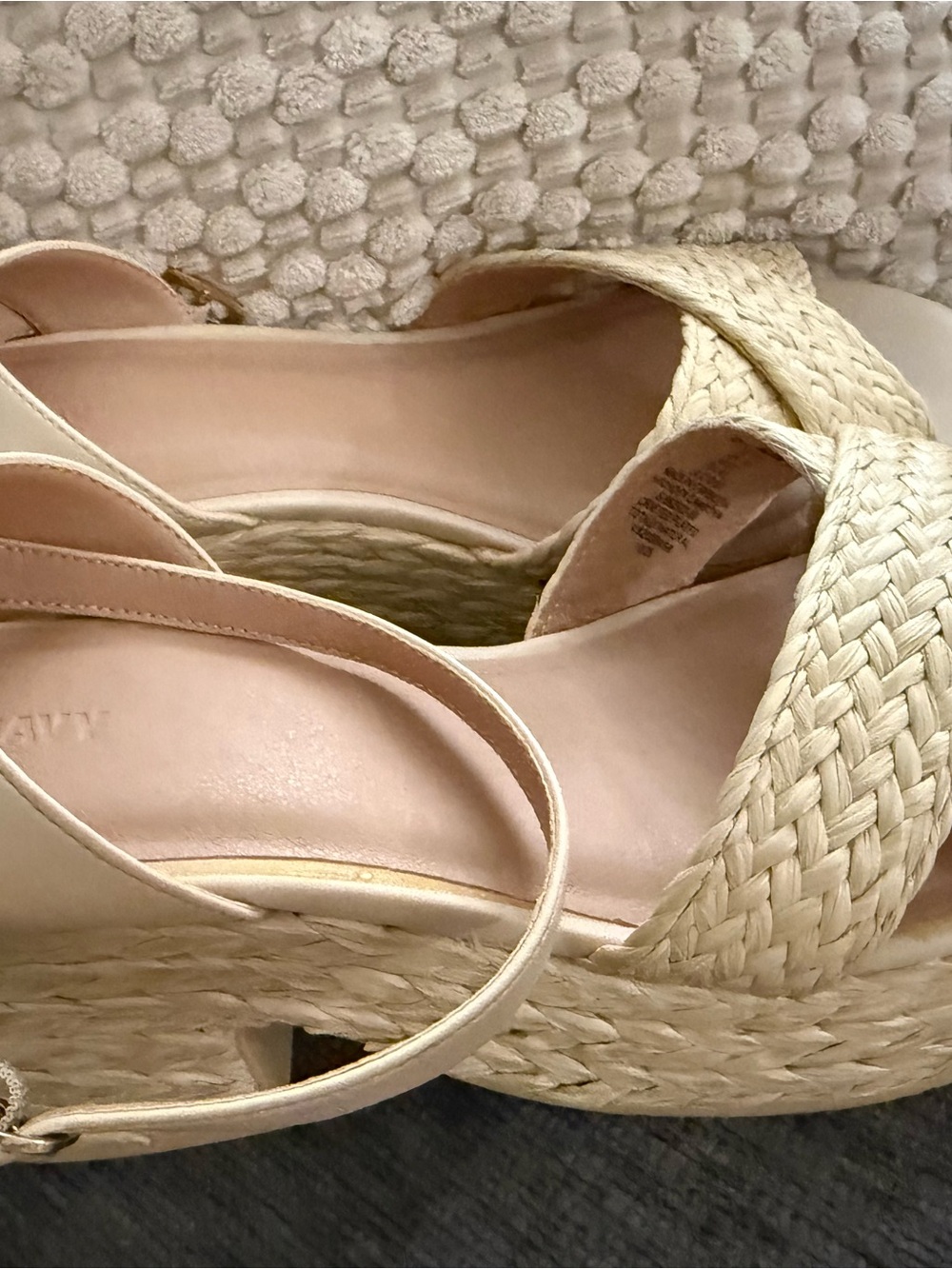 Old Navy Cream Woven Platform Wedge Sandals
